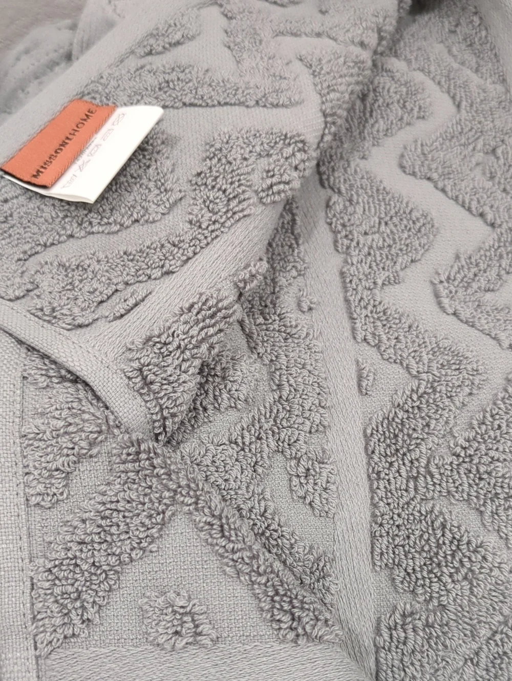 Missoni Home Rex 32 Bath Towels Set of 2 Light Gray NEW Luxury Towels